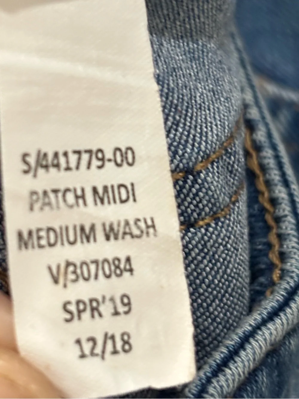 Gap Kids •  Girls Patch Denim Shorts Size 5